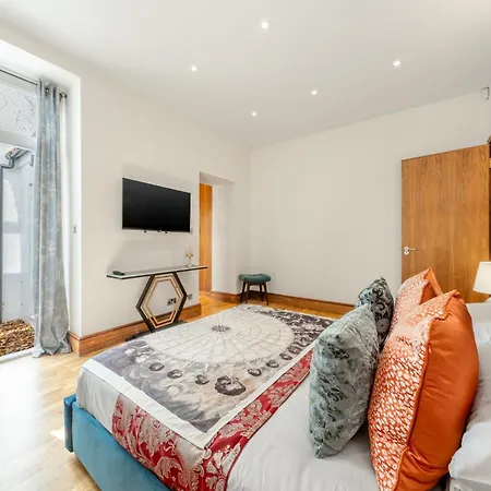 250 Sqm Mega Mansion Apartment London Exterior photo