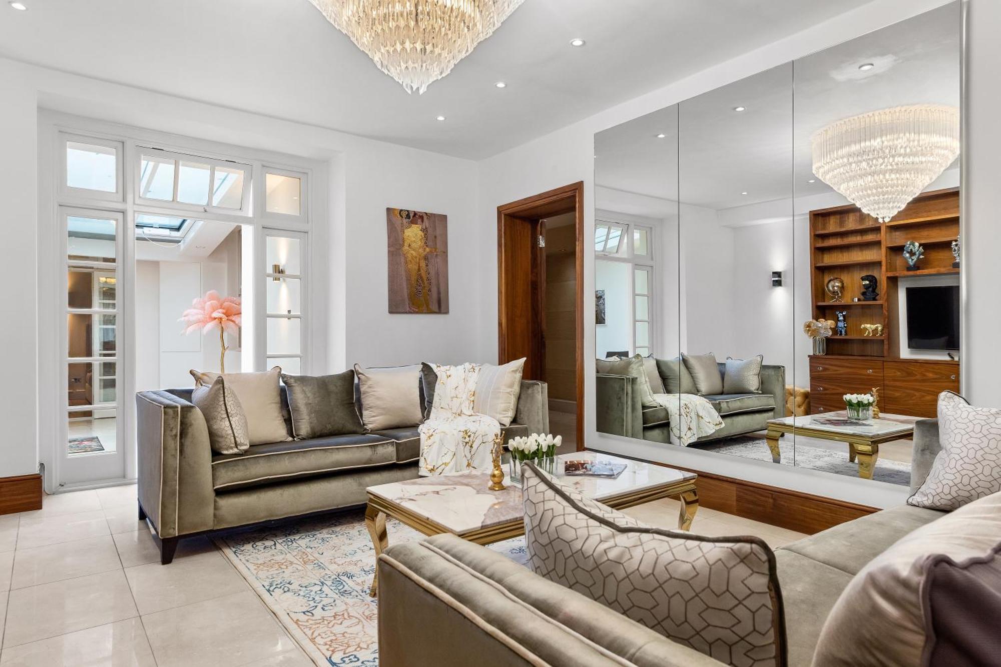 Appartamento 250 Sqm Mega Mansion Londra