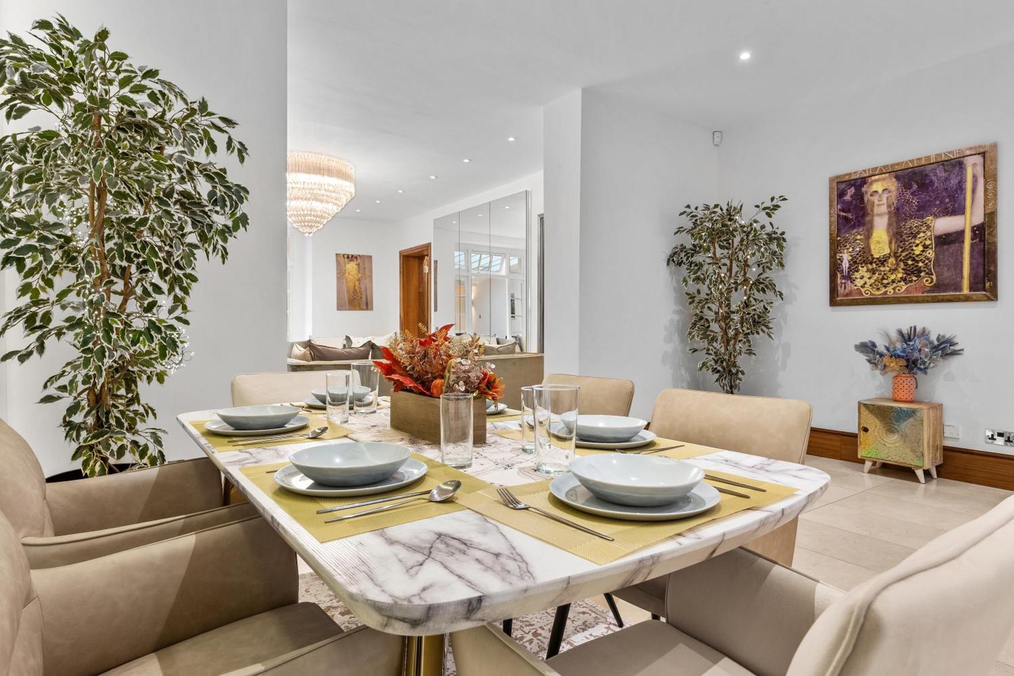 250 Sqm Mega Mansion Appartamento *