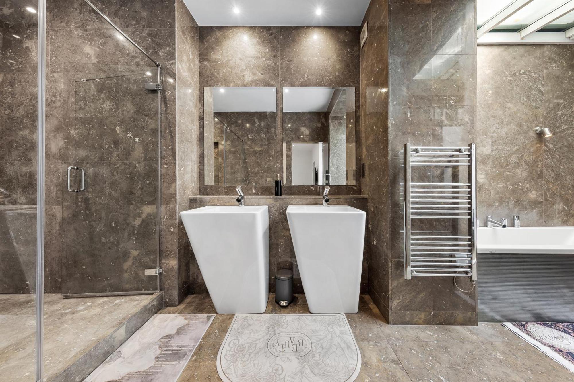 Appartamento 250 Sqm Mega Mansion Londra