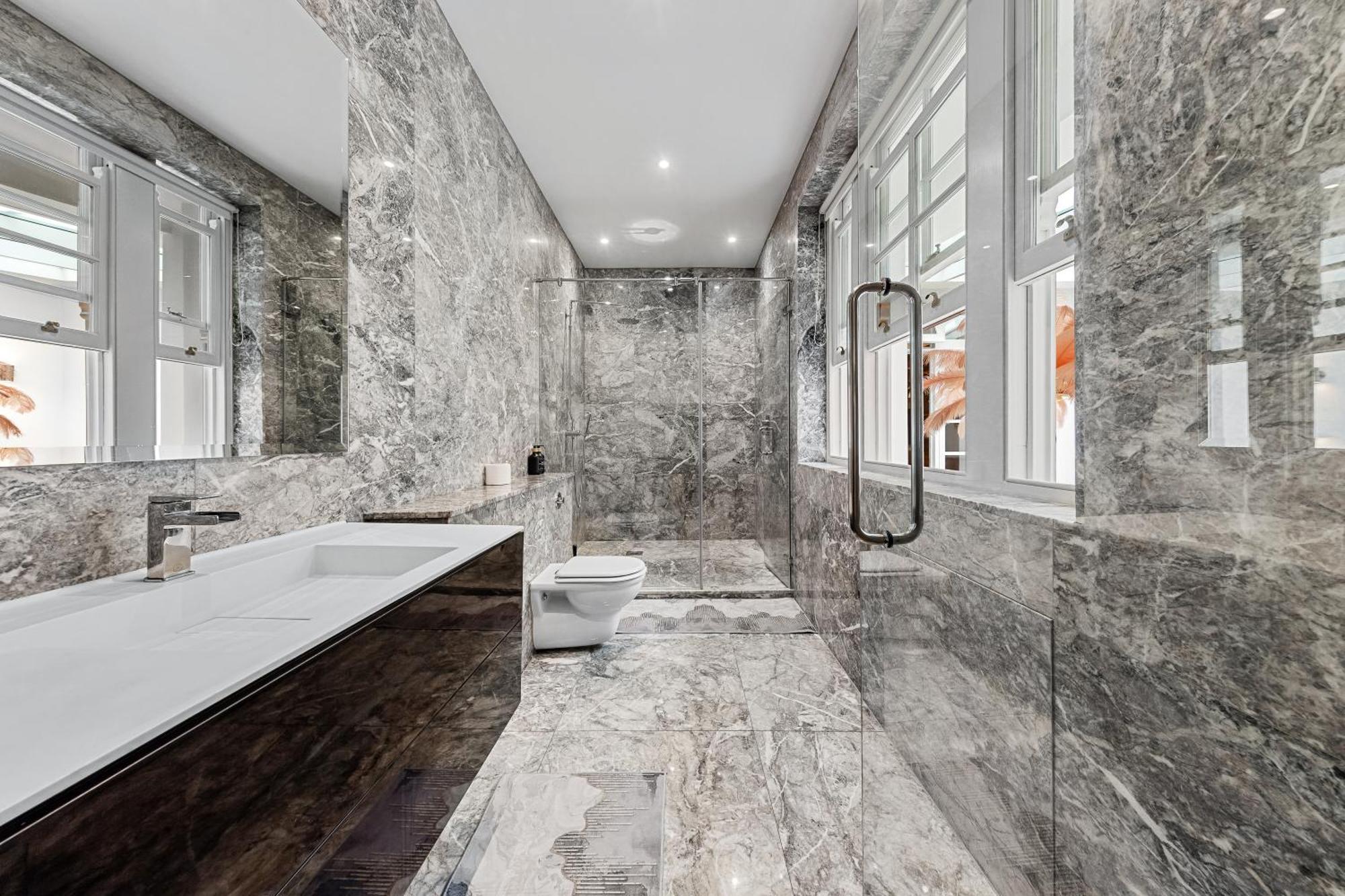Appartamento 250 Sqm Mega Mansion *
