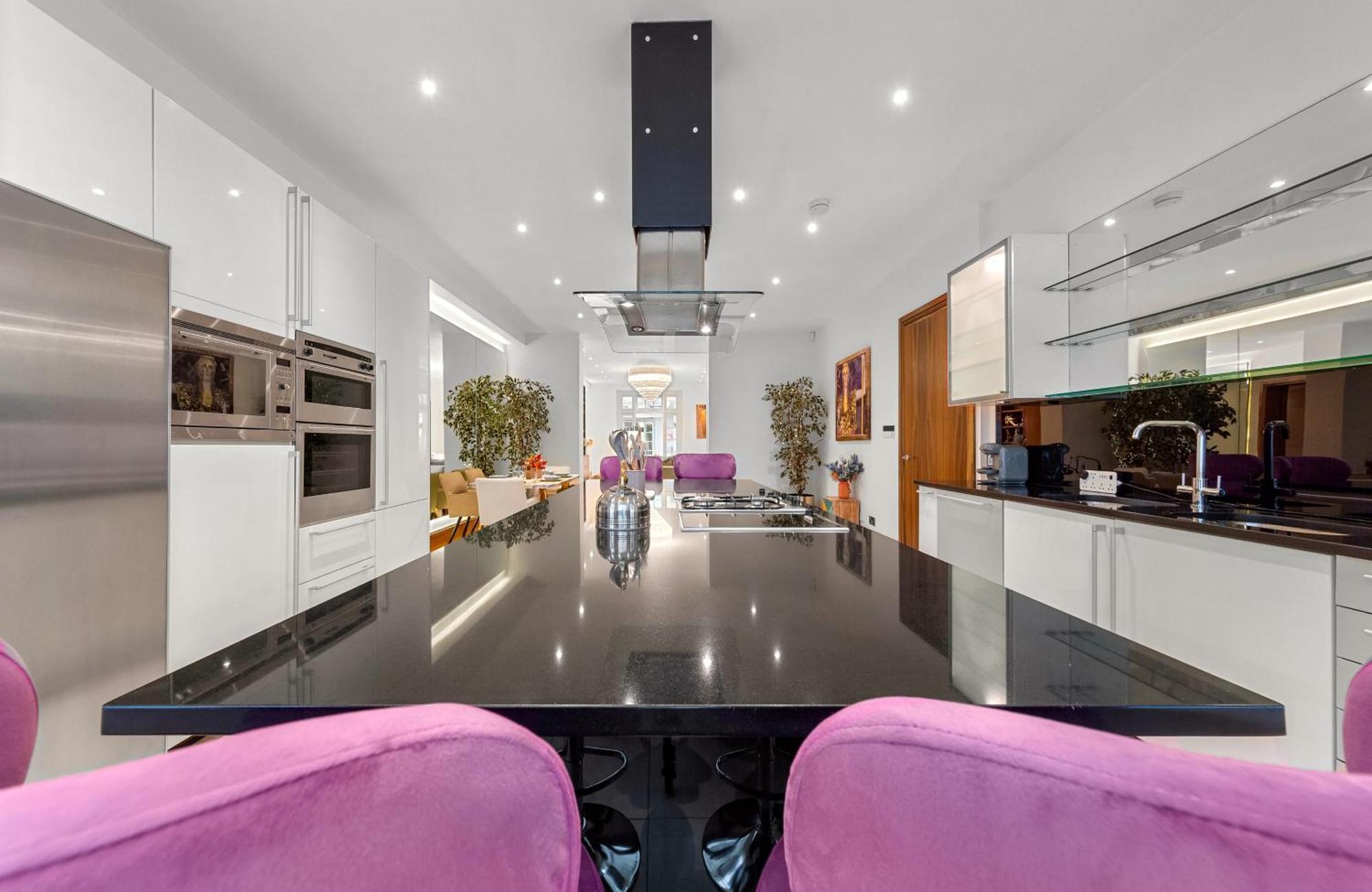 250 Sqm Mega Mansion Appartamento